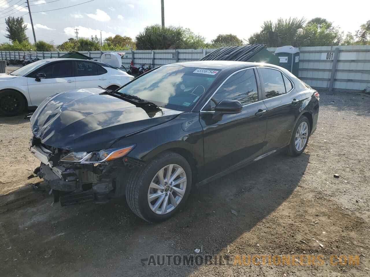 4T1C11AK8NU060216 TOYOTA CAMRY 2022