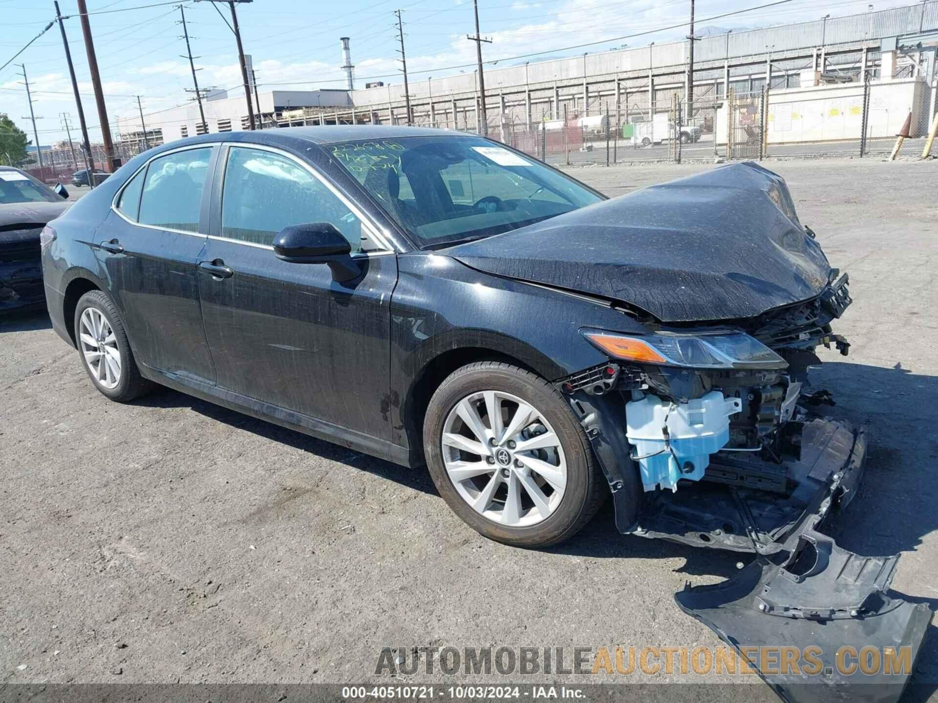 4T1C11AK8NU637519 TOYOTA CAMRY 2022