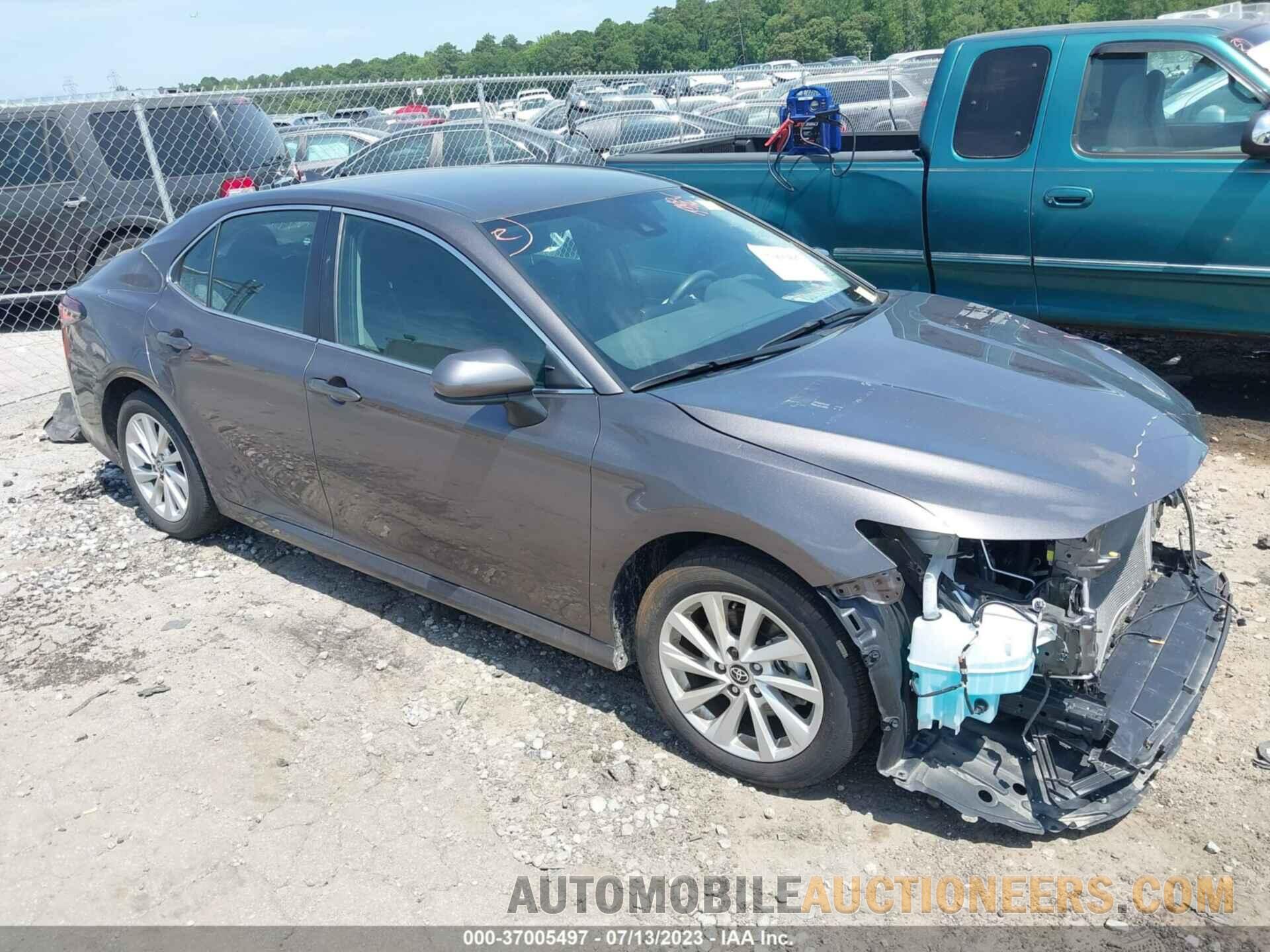 4T1C11AK8NU649461 TOYOTA CAMRY 2022