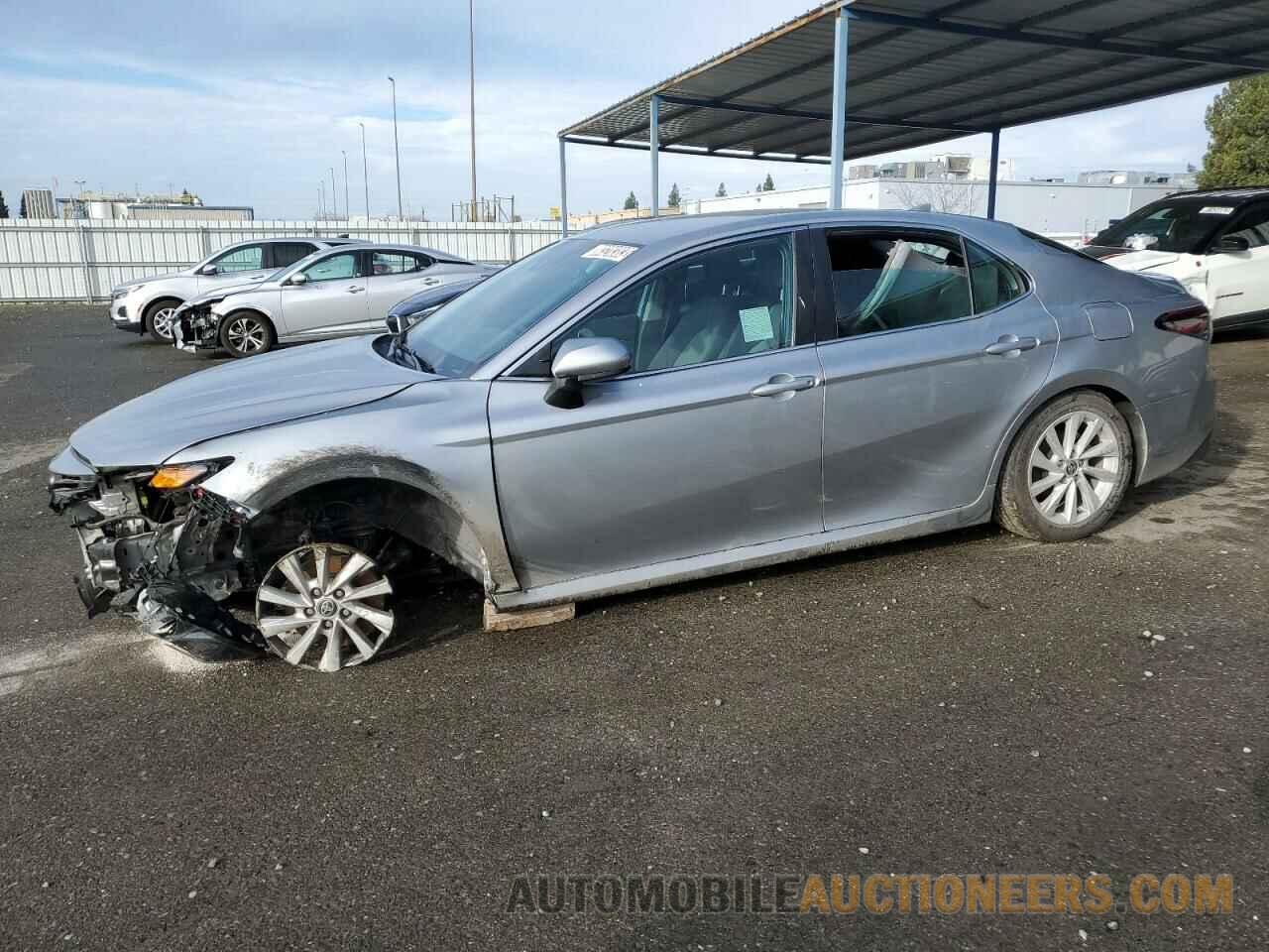 4T1C11AK8NU658810 TOYOTA CAMRY 2022