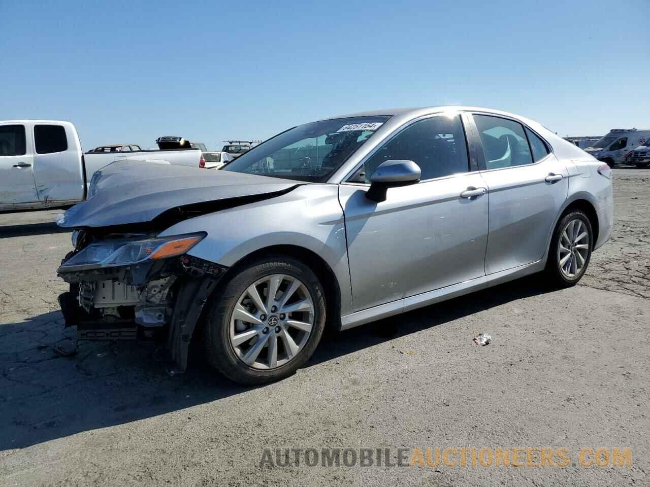 4T1C11AK8NU675073 TOYOTA CAMRY 2022