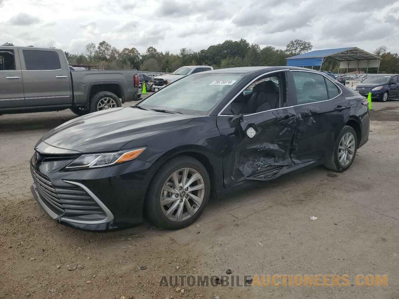 4T1C11AK8NU691726 TOYOTA CAMRY 2022