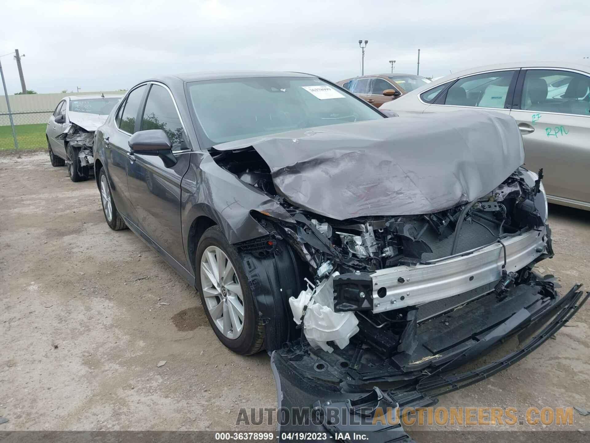 4T1C11AK8NU711912 TOYOTA CAMRY 2022