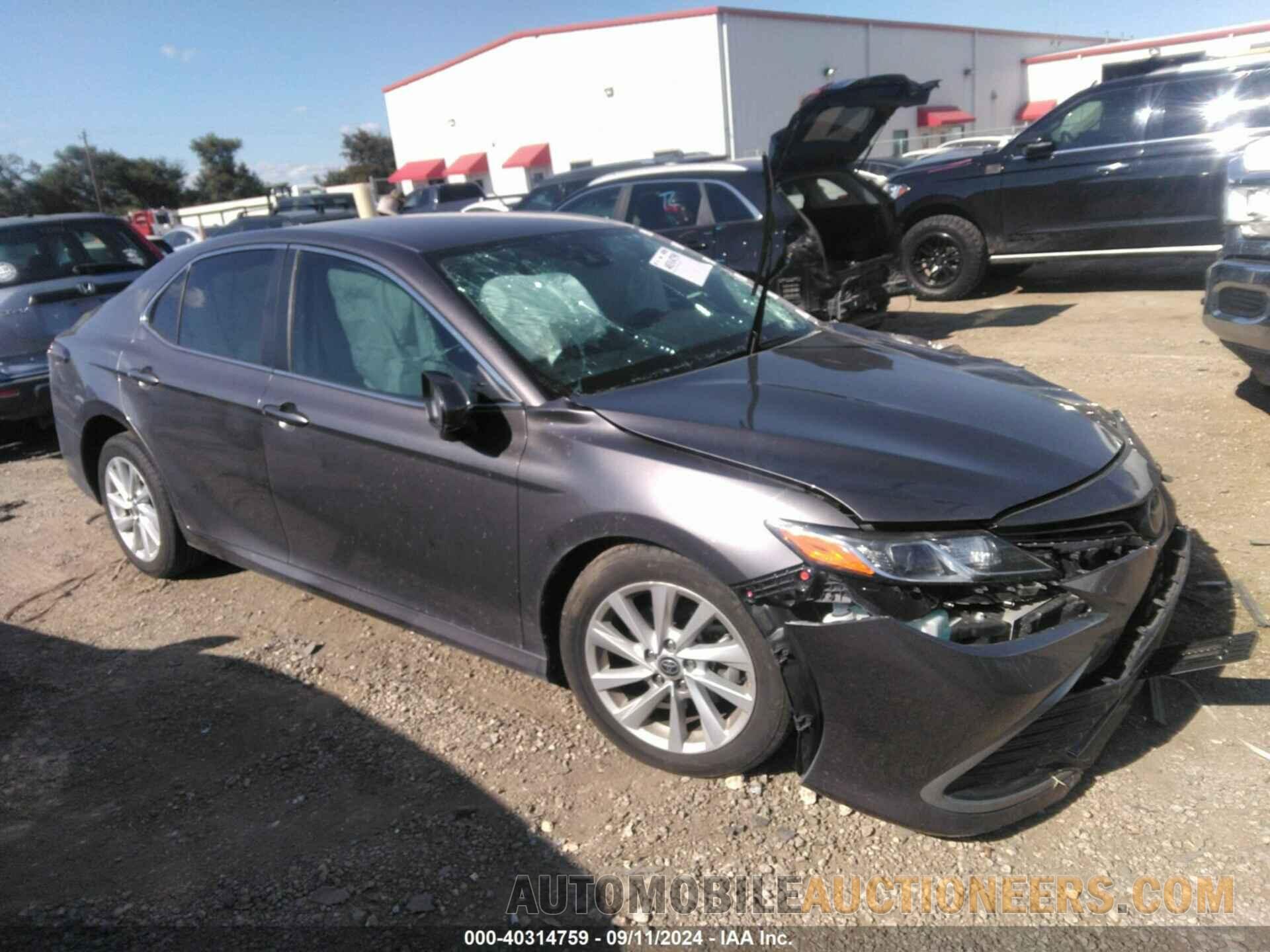 4T1C11AK8PU111765 TOYOTA CAMRY 2023