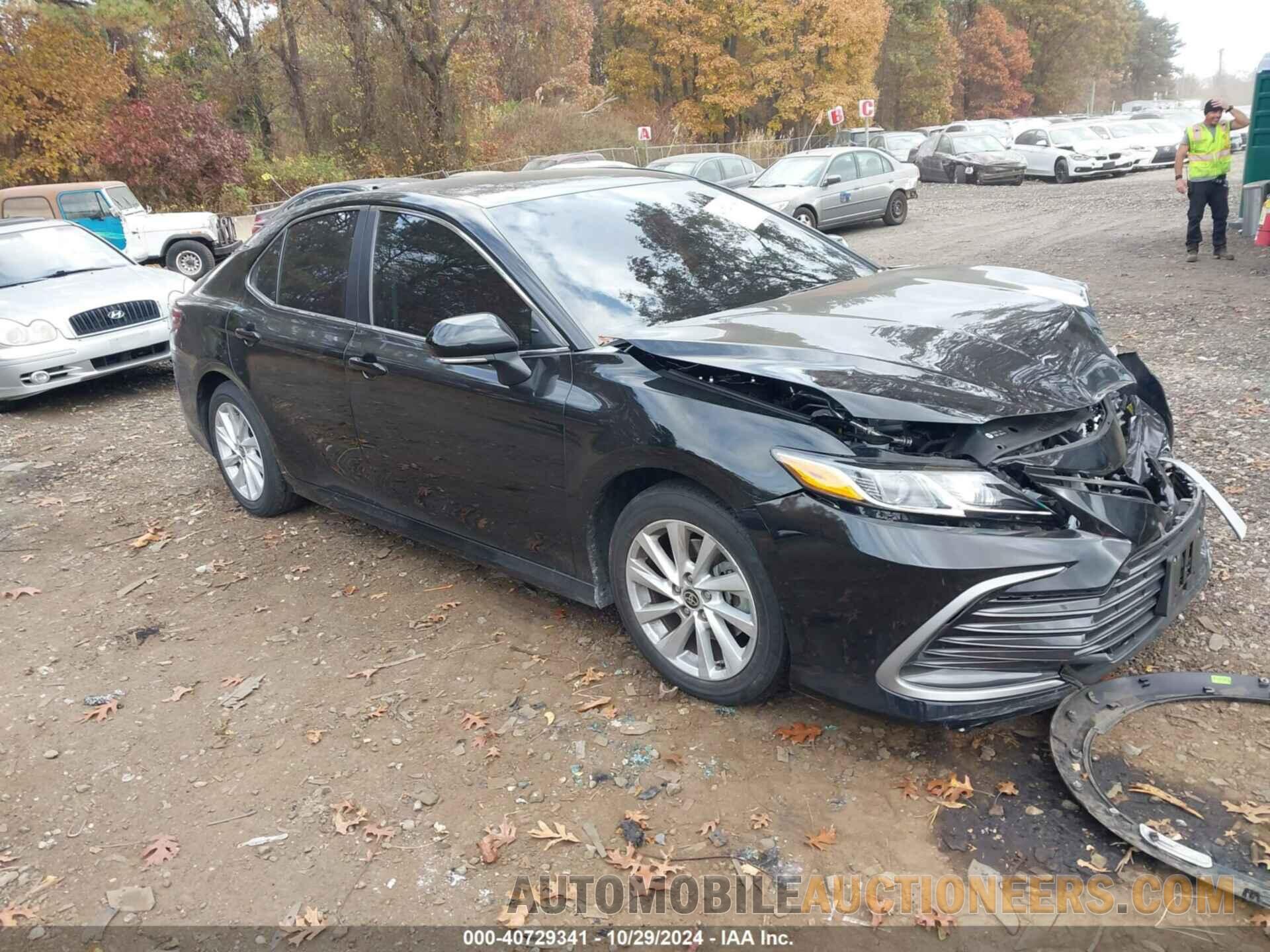 4T1C11AK8PU827422 TOYOTA CAMRY 2023