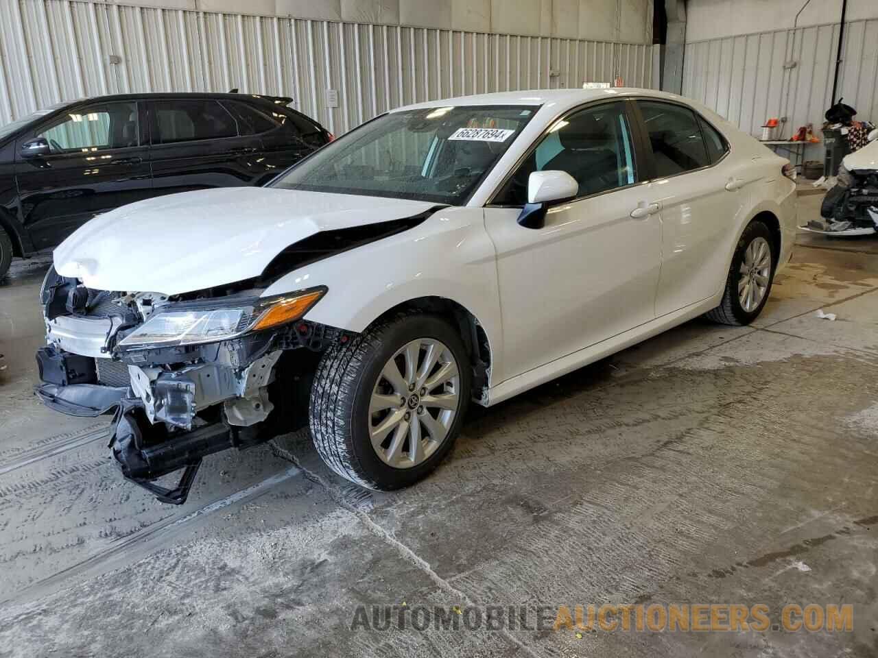 4T1C11AK9LU370937 TOYOTA CAMRY 2020