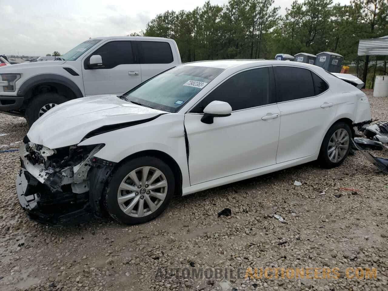 4T1C11AK9LU903465 TOYOTA CAMRY 2020