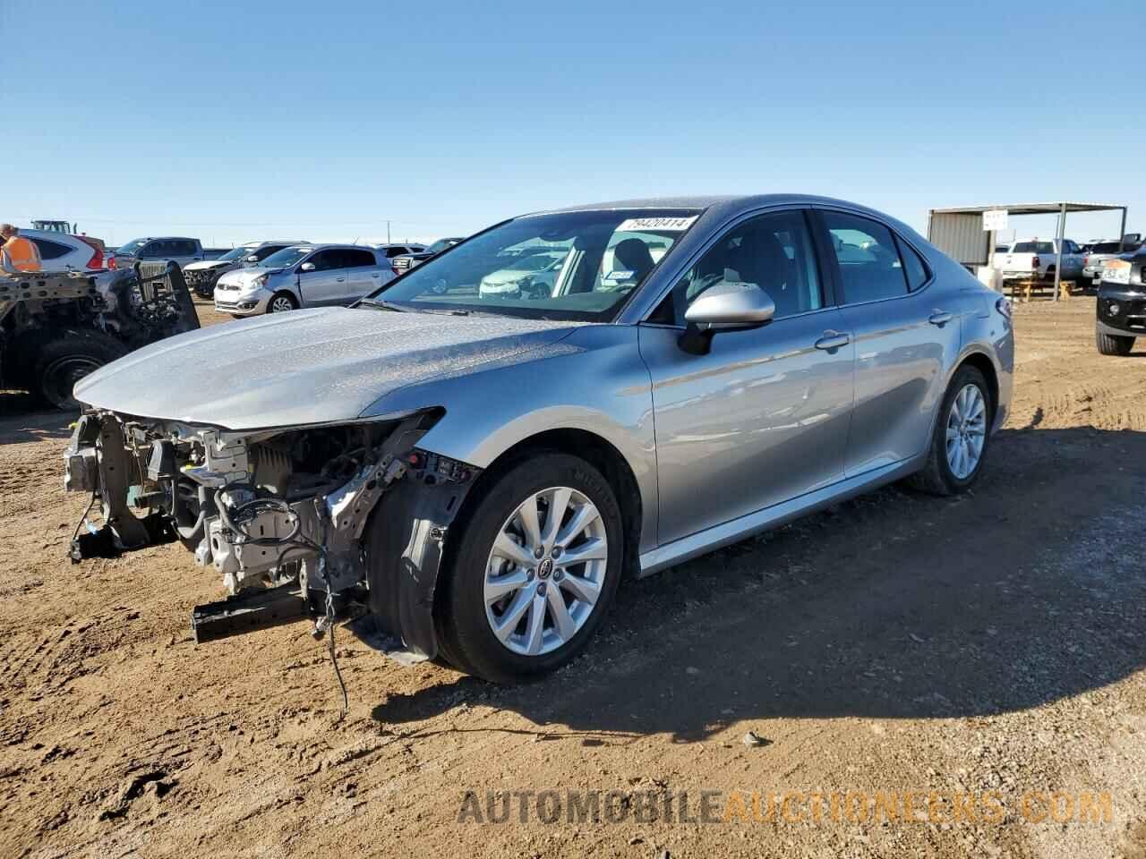 4T1C11AK9LU986671 TOYOTA CAMRY 2020