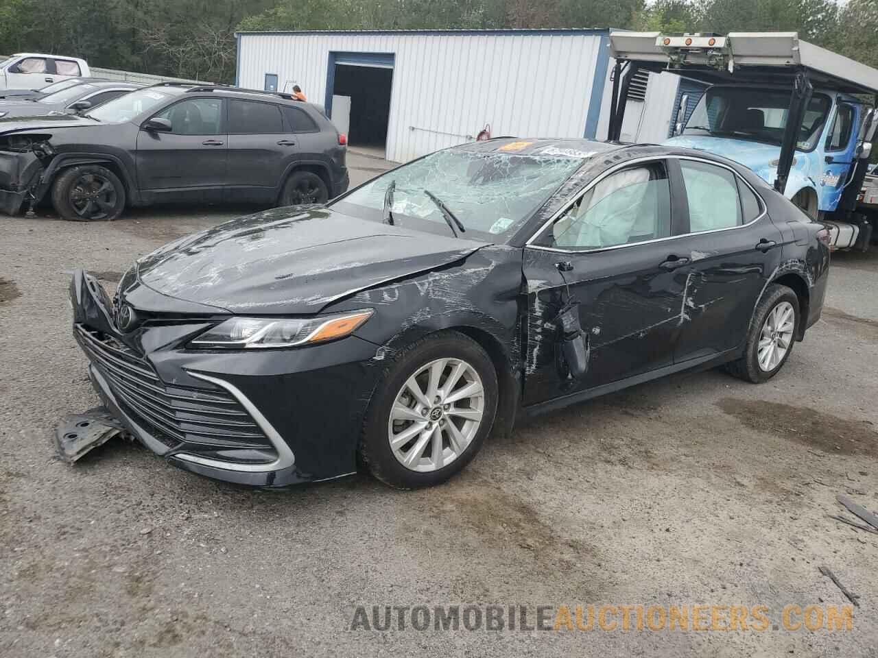 4T1C11AK9MU496913 TOYOTA CAMRY 2021