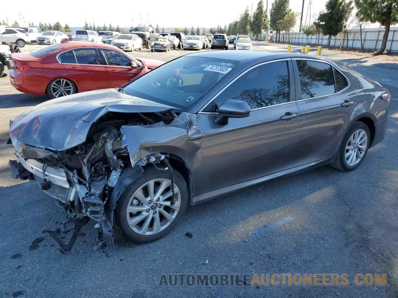 4T1C11AK9MU547858 TOYOTA CAMRY 2021