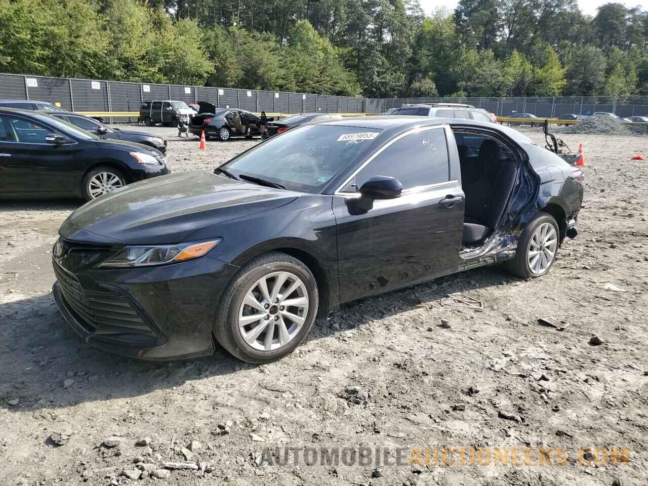 4T1C11AK9MU551361 TOYOTA CAMRY 2021