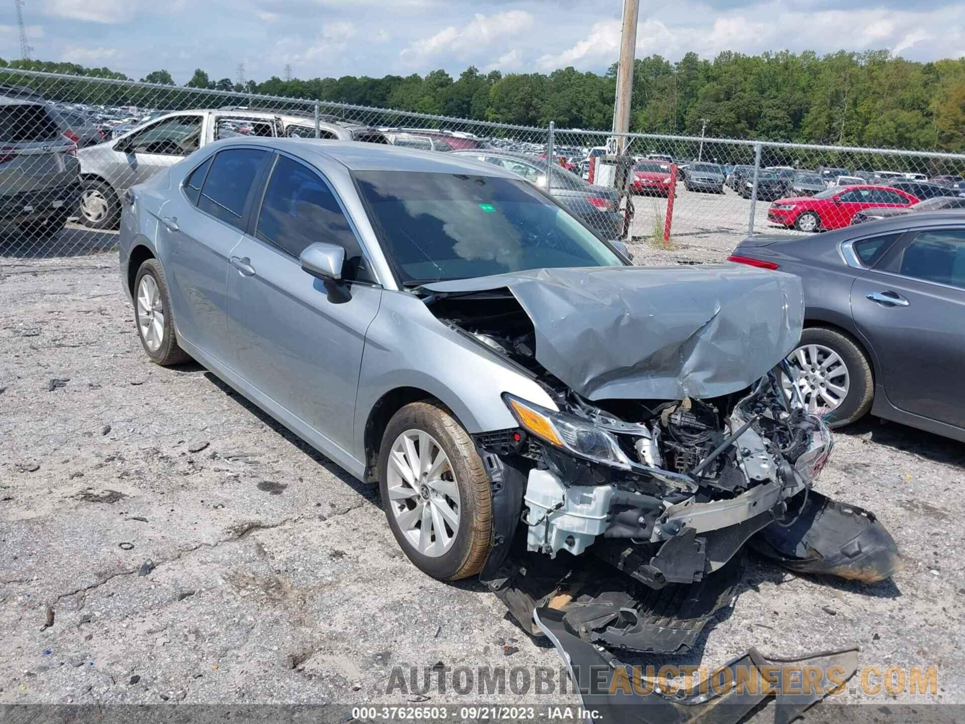 4T1C11AK9MU567575 TOYOTA CAMRY 2021