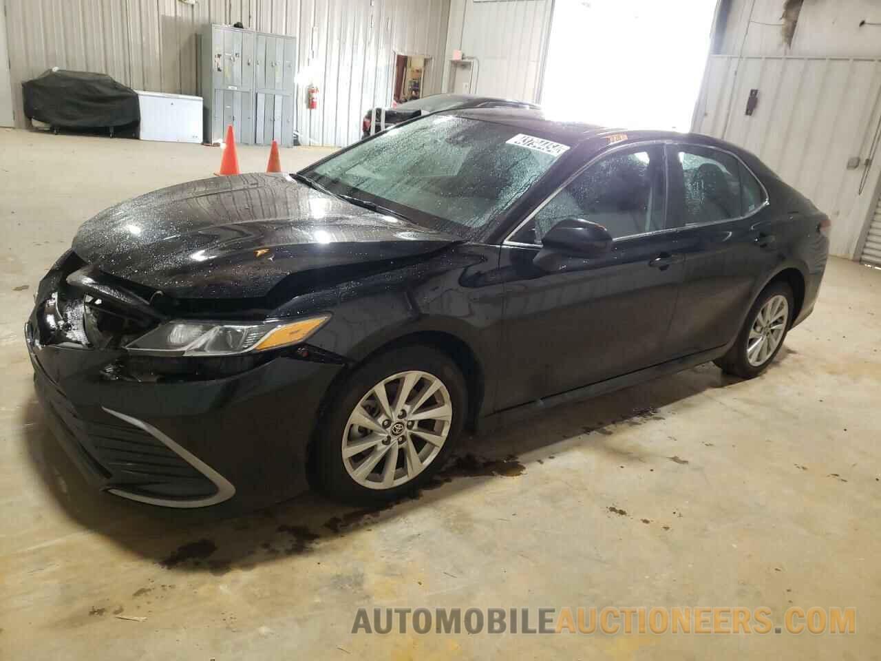 4T1C11AK9MU577703 TOYOTA CAMRY 2021