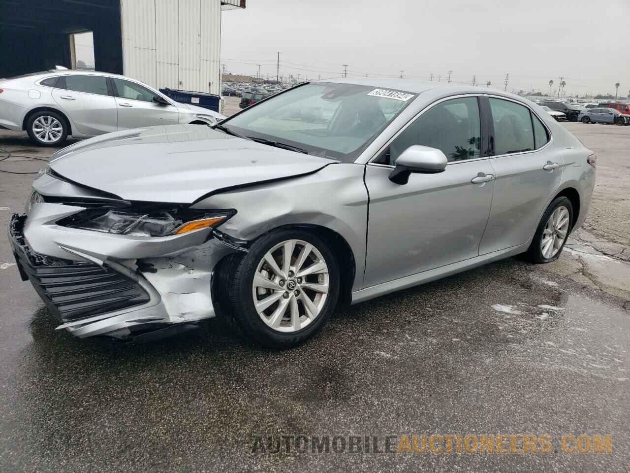 4T1C11AK9MU590936 TOYOTA CAMRY 2021