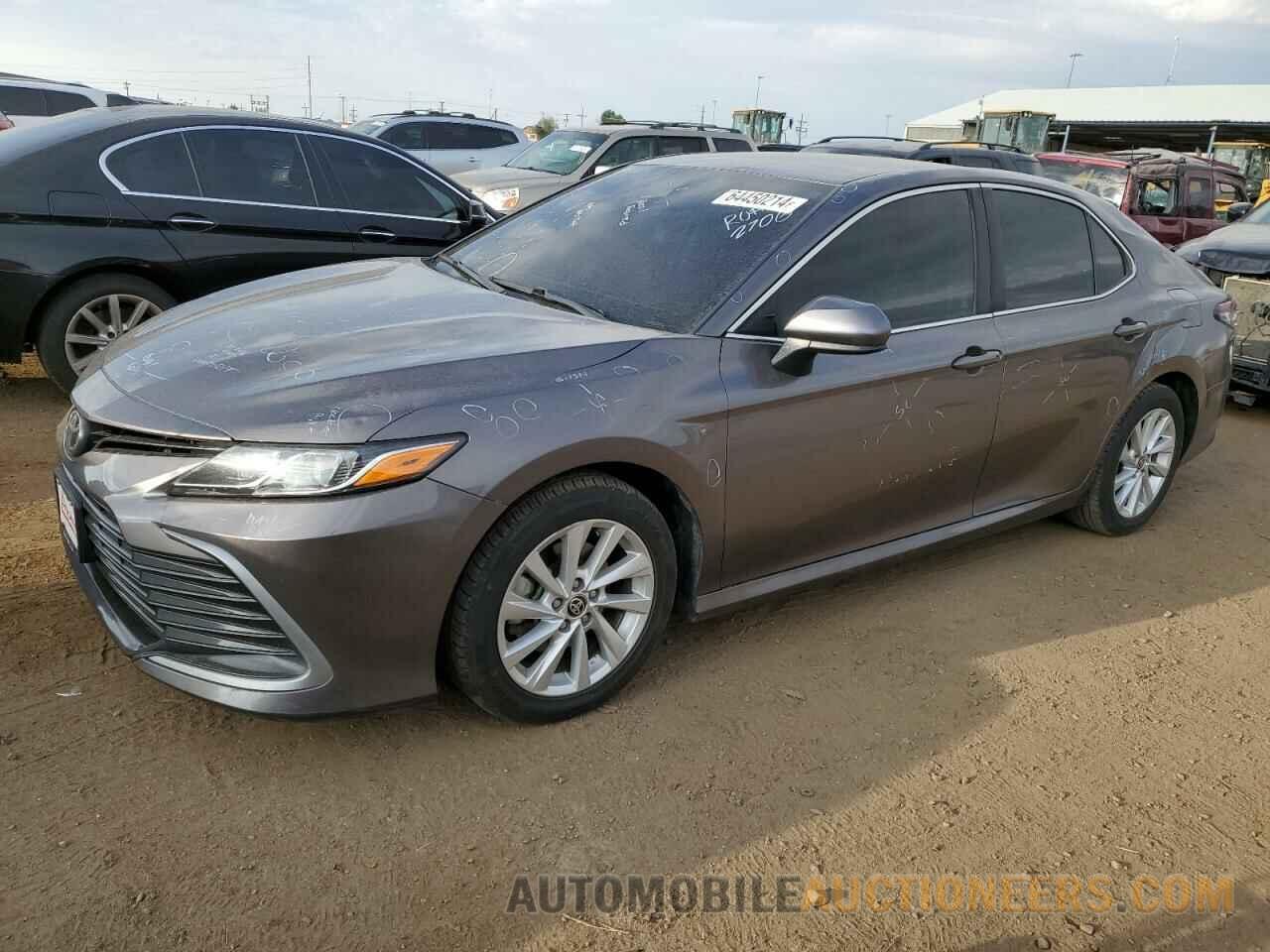 4T1C11AK9MU595540 TOYOTA CAMRY 2021