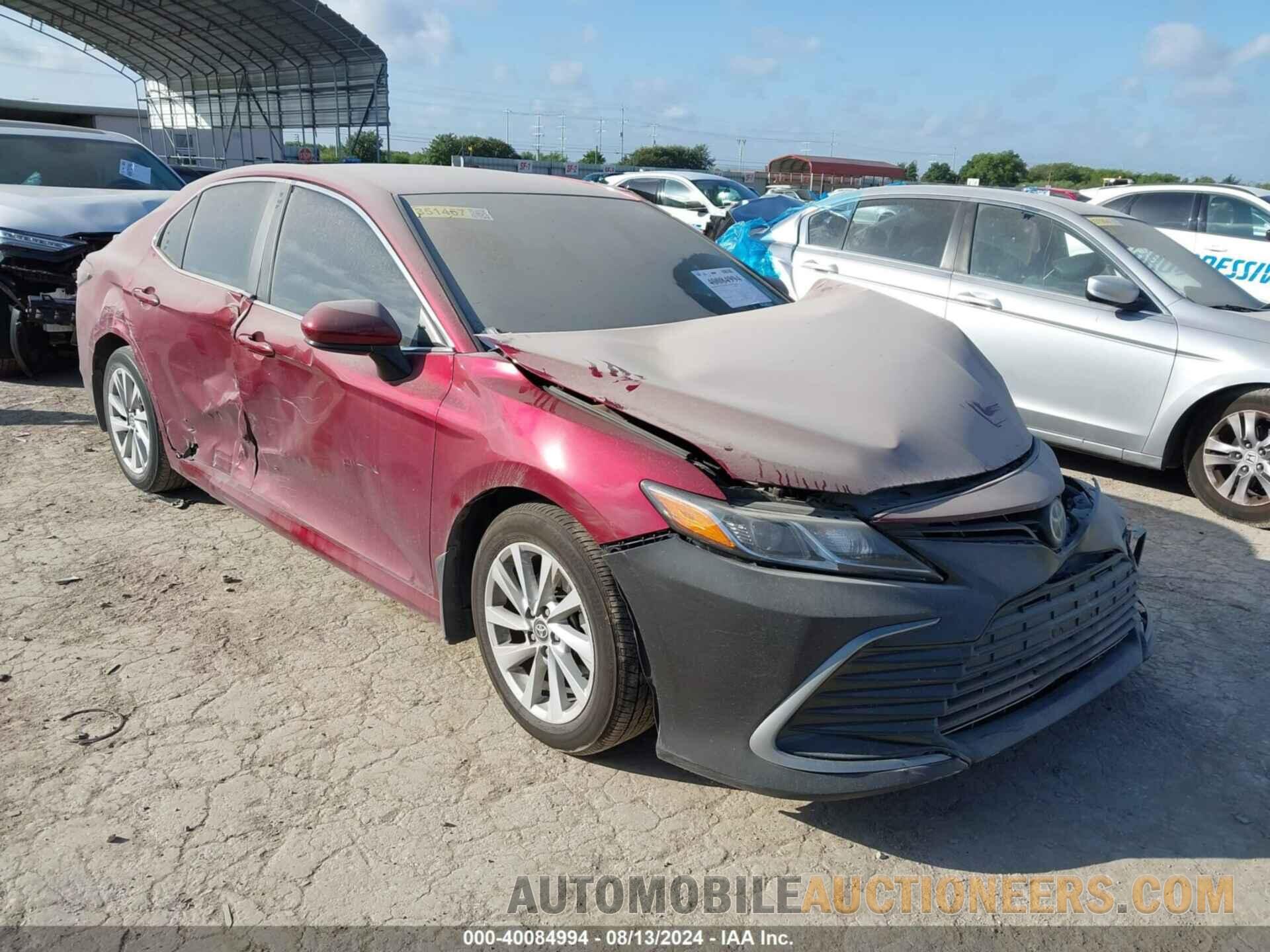 4T1C11AK9MU612496 TOYOTA CAMRY 2021