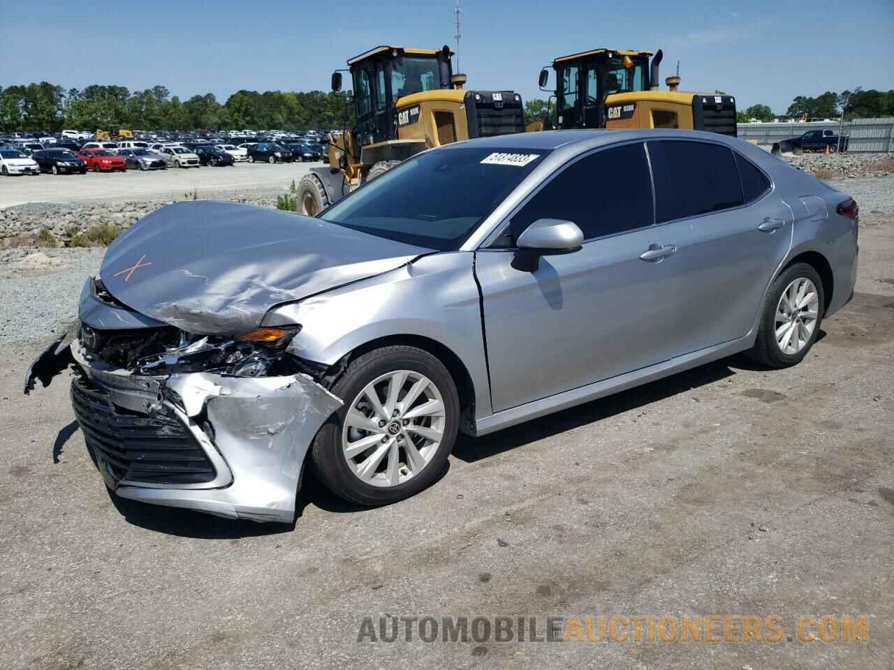 4T1C11AK9NU652062 TOYOTA CAMRY 2022