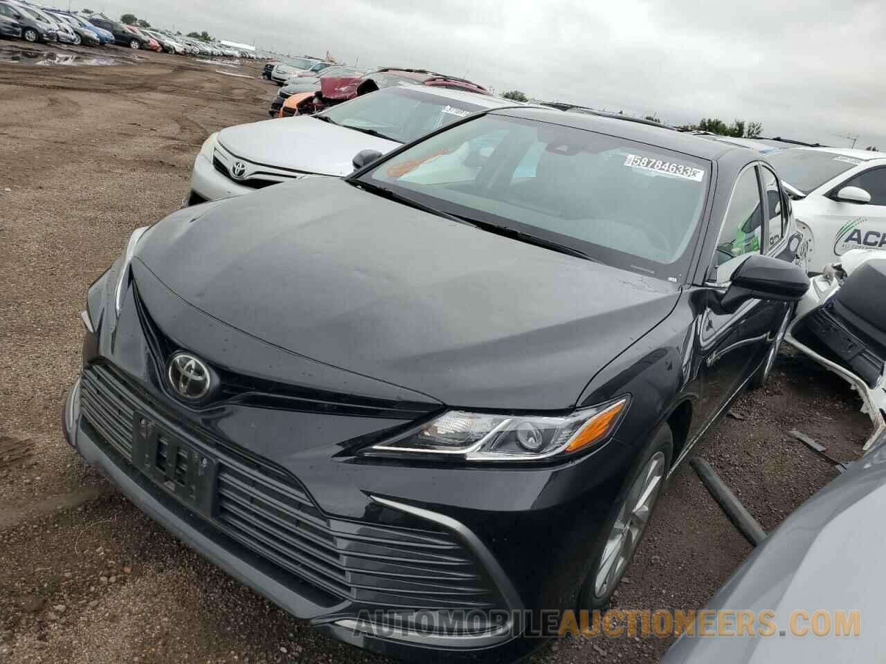 4T1C11AK9NU717914 TOYOTA CAMRY 2022