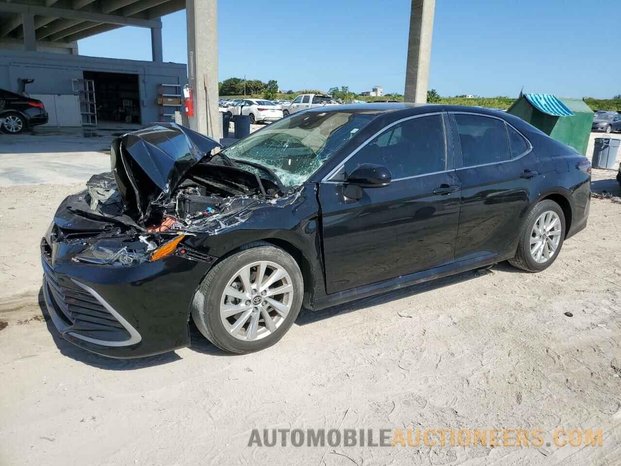 4T1C11AK9PU131717 TOYOTA CAMRY 2023