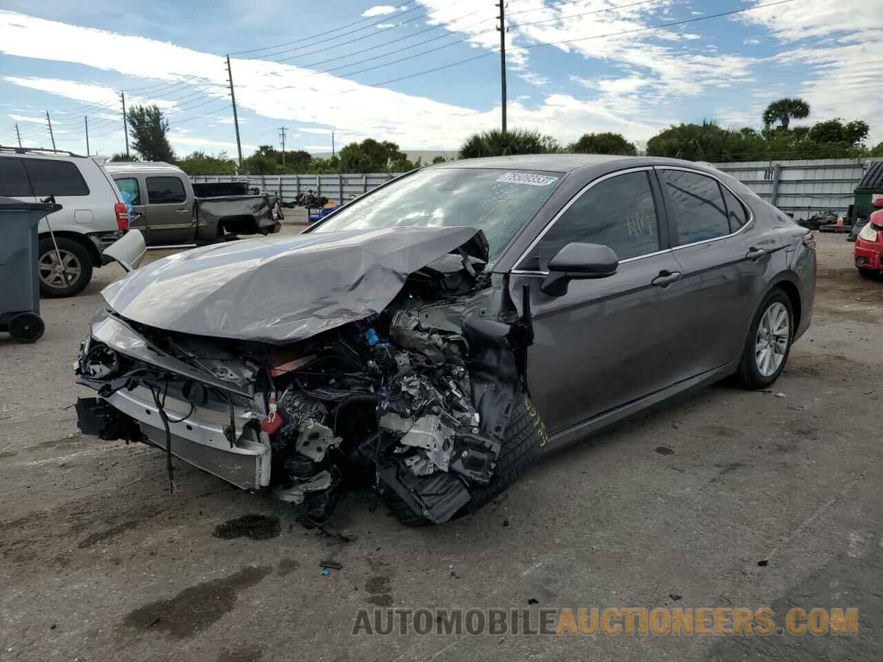 4T1C11AK9RU212638 TOYOTA CAMRY 2024