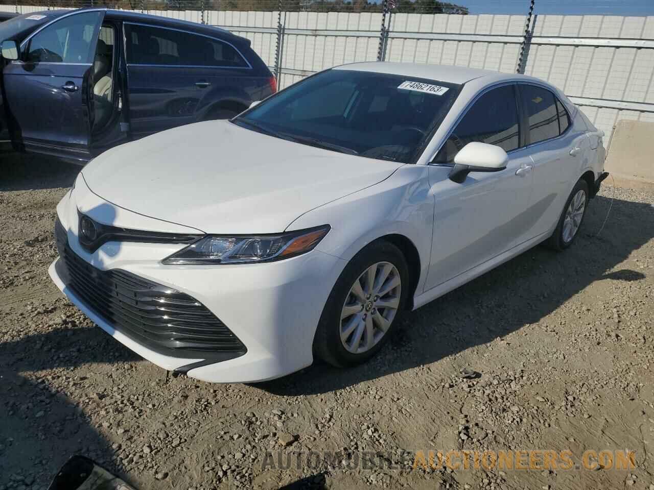 4T1C11AKXLU989823 TOYOTA CAMRY 2020