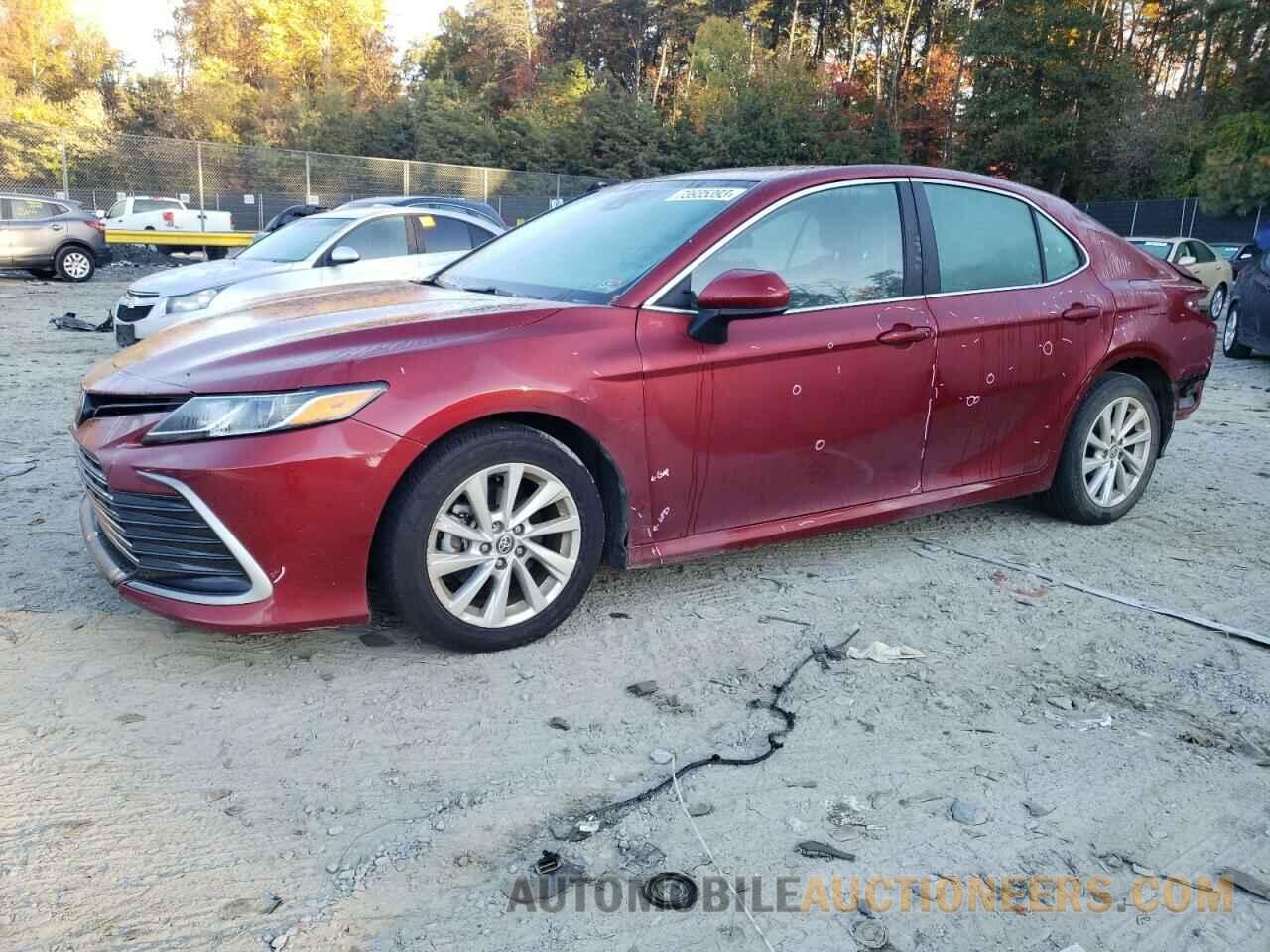 4T1C11AKXMU436607 TOYOTA CAMRY 2021