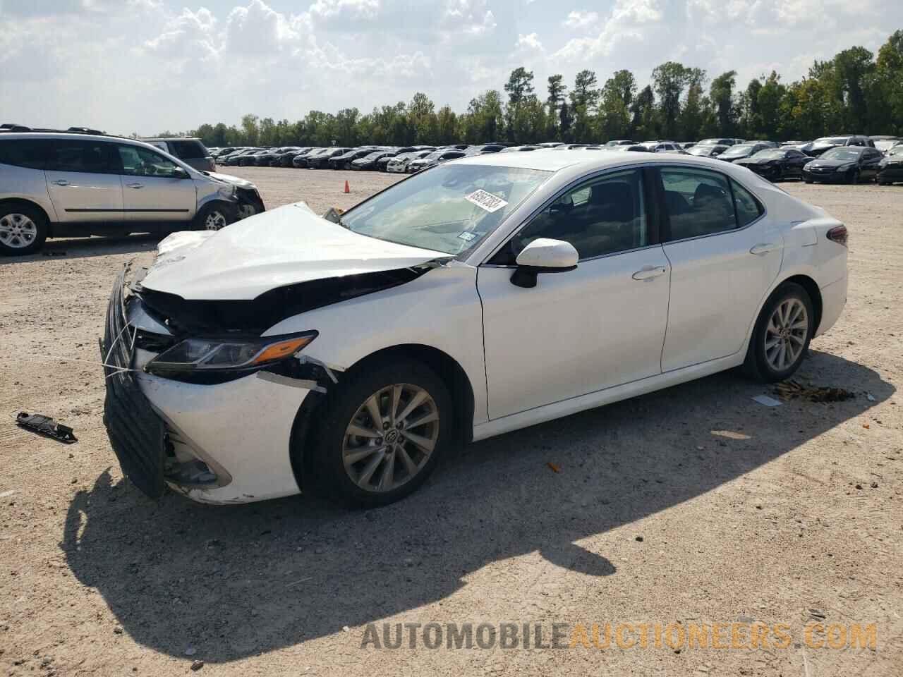 4T1C11AKXMU445274 TOYOTA CAMRY 2021