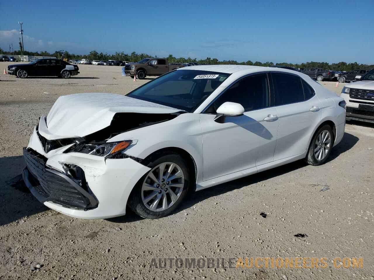 4T1C11AKXMU473821 TOYOTA CAMRY 2021