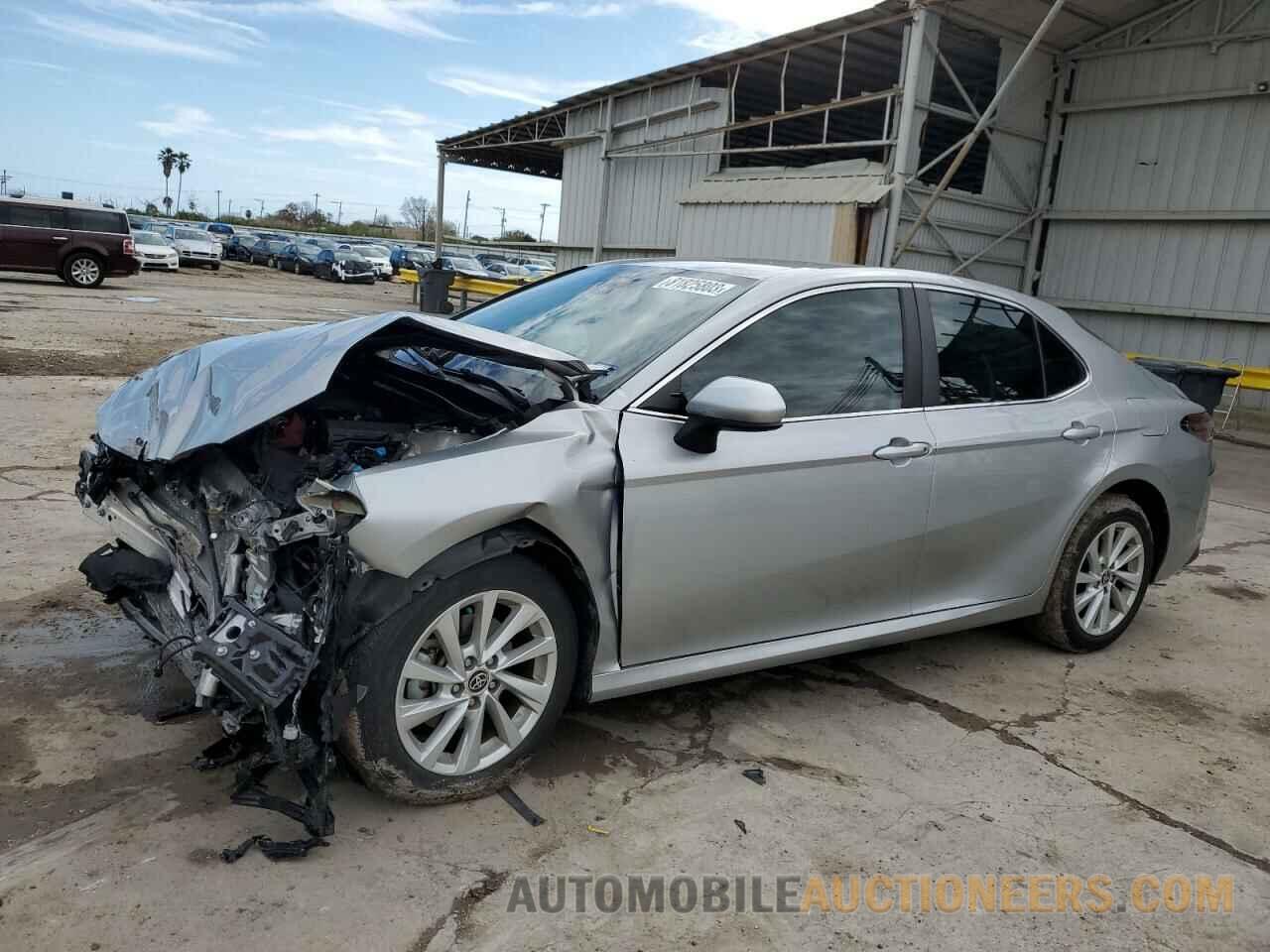 4T1C11AKXMU591514 TOYOTA CAMRY 2021