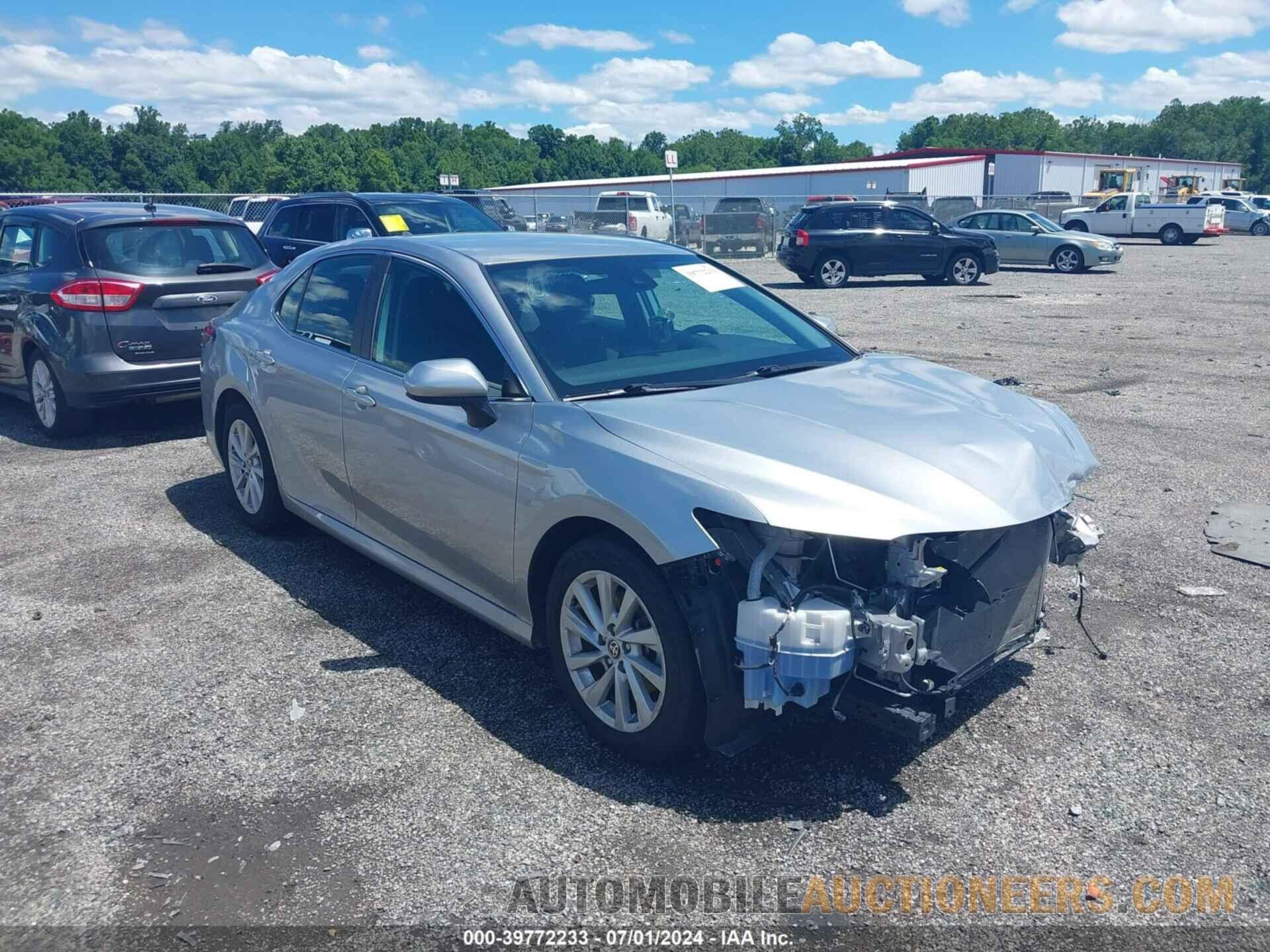 4T1C11AKXMU608389 TOYOTA CAMRY 2021