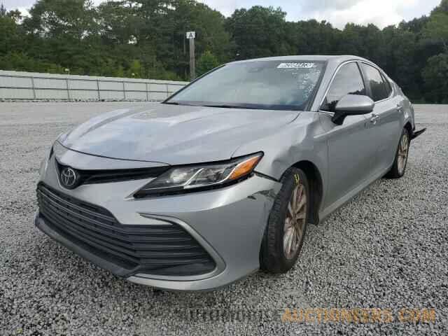 4T1C11AKXMU613608 TOYOTA CAMRY 2021