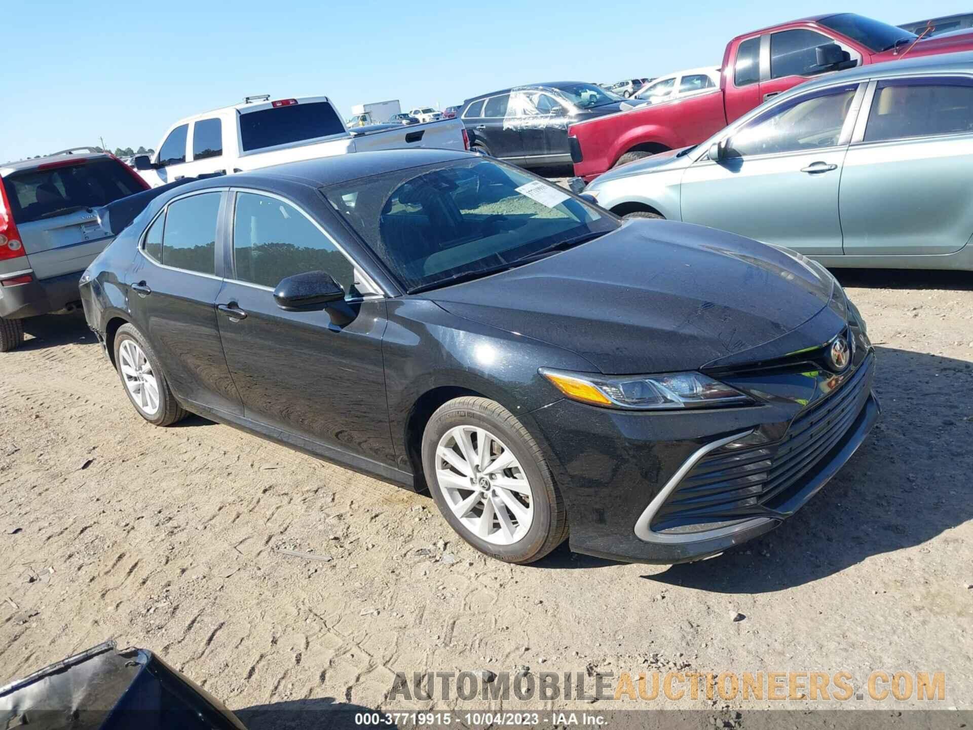 4T1C11AKXNU010482 TOYOTA CAMRY 2022