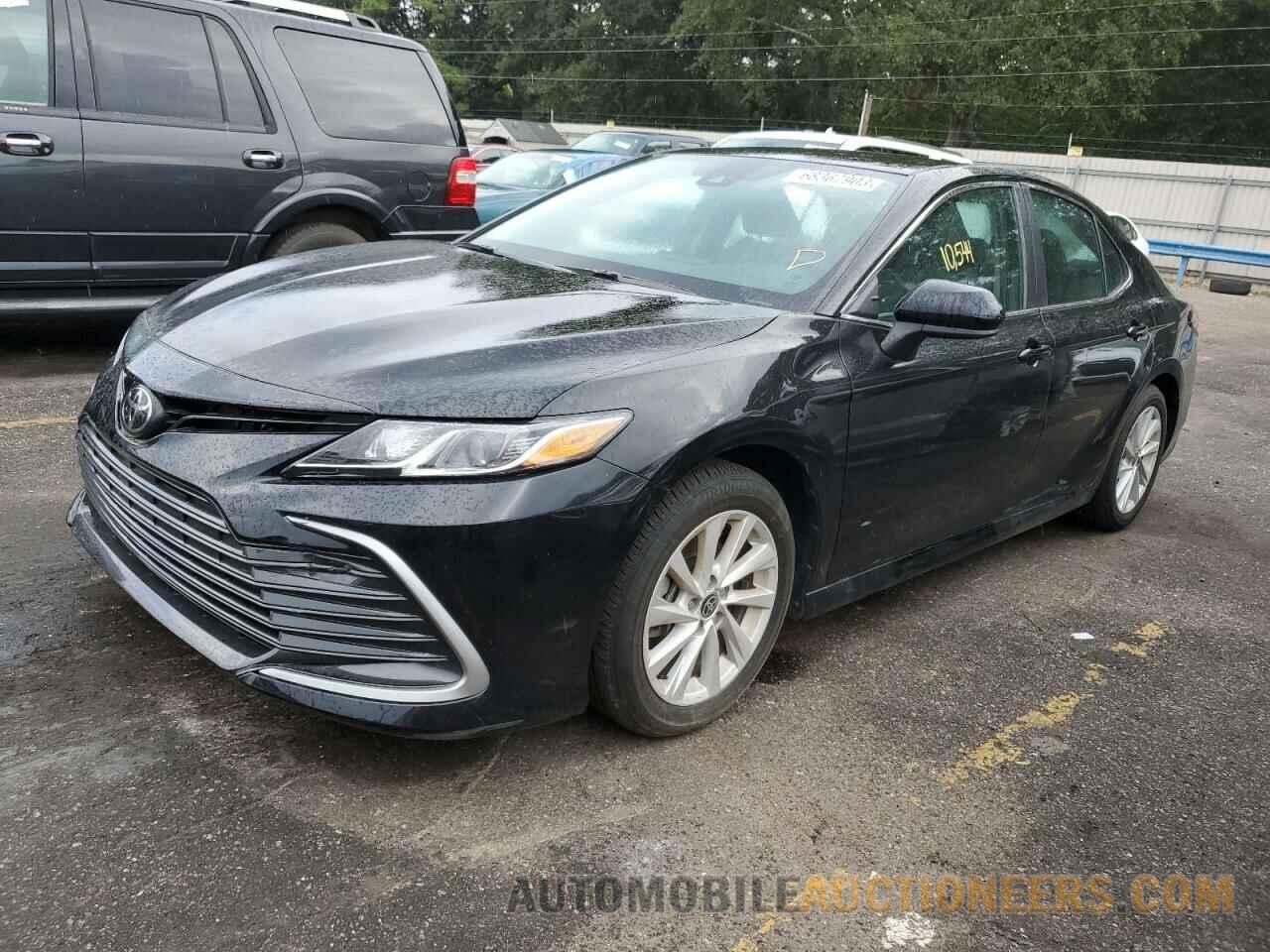 4T1C11AKXNU042266 TOYOTA CAMRY 2022