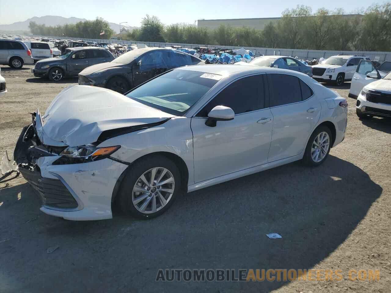 4T1C11AKXNU055986 TOYOTA CAMRY 2022