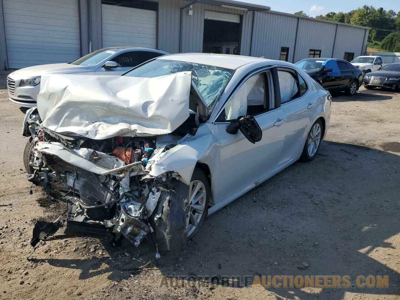 4T1C11AKXNU056362 TOYOTA CAMRY 2022