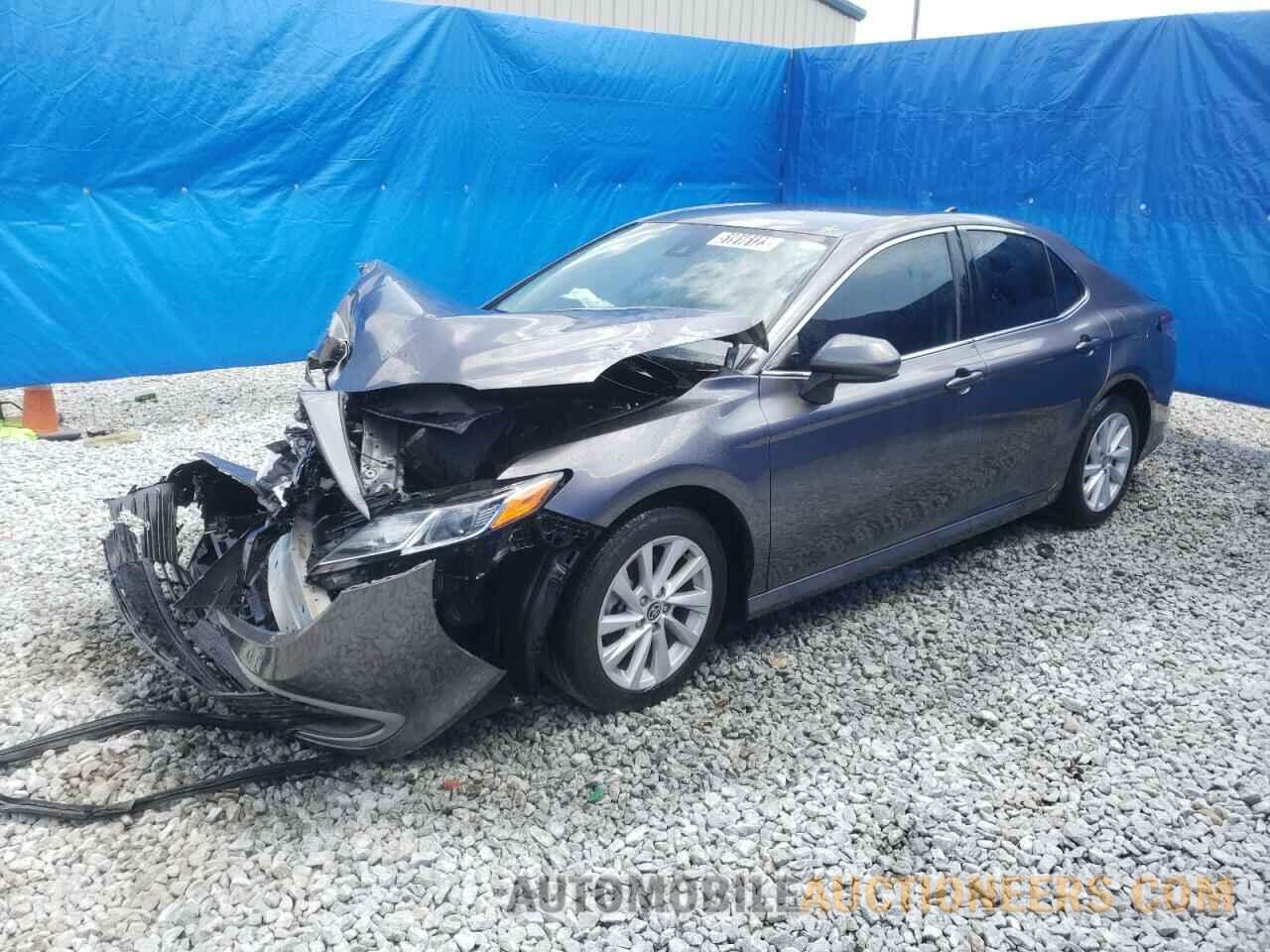 4T1C11AKXNU062632 TOYOTA CAMRY 2022