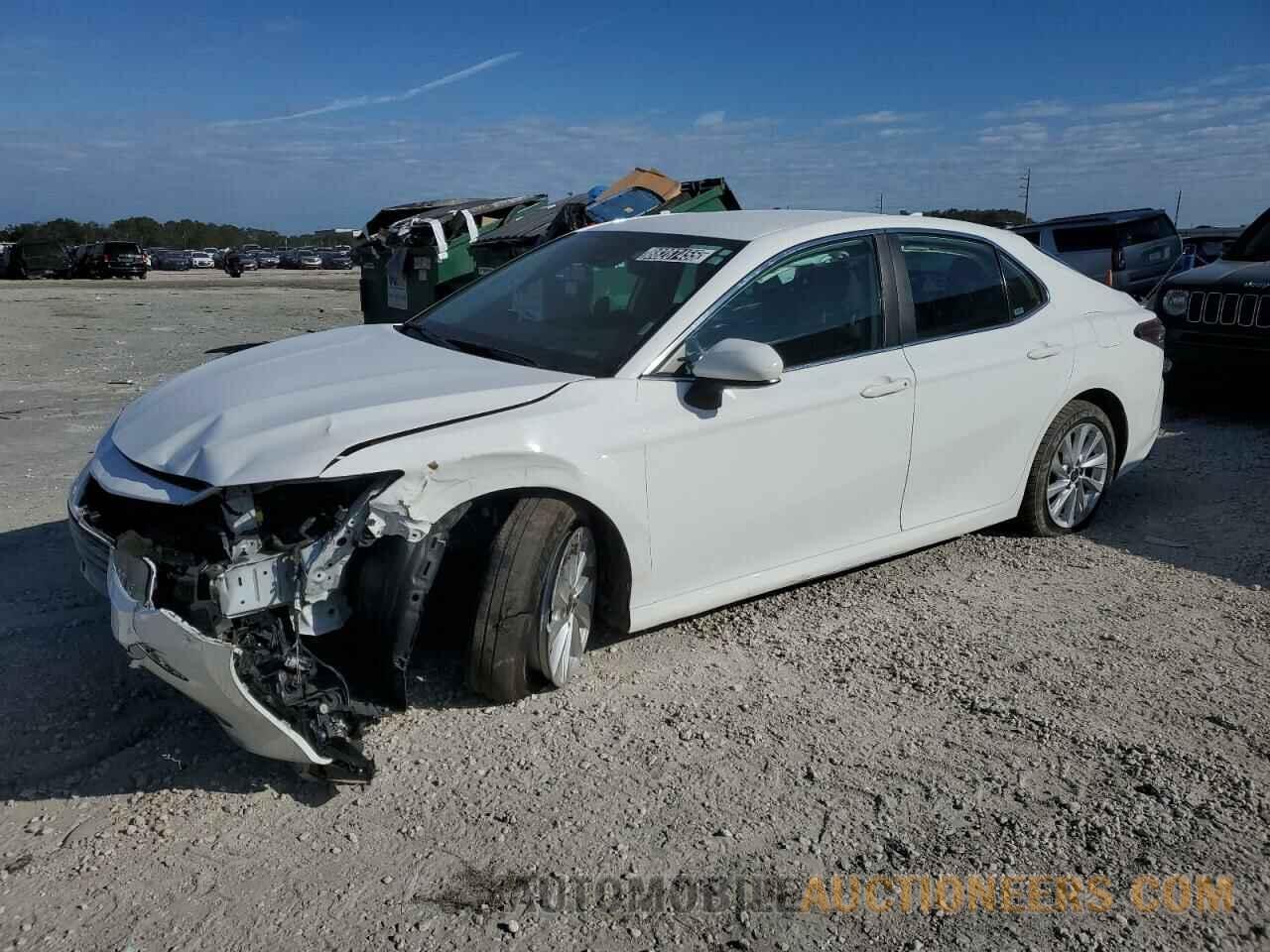 4T1C11AKXNU627901 TOYOTA CAMRY 2022