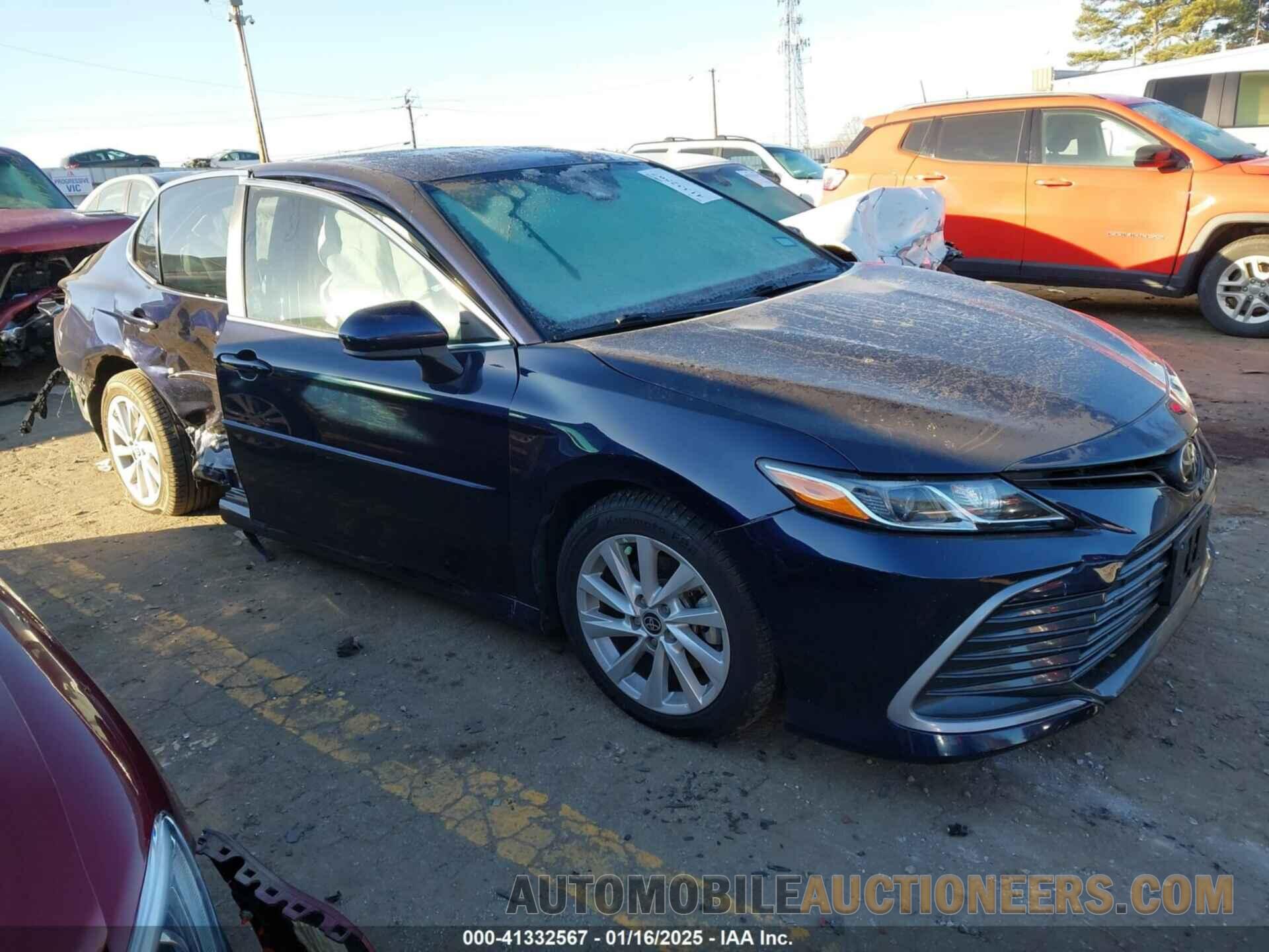 4T1C11AKXNU630006 TOYOTA CAMRY 2022