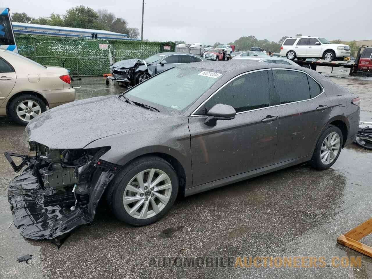 4T1C11AKXNU634315 TOYOTA CAMRY 2022