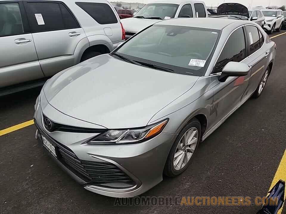 4T1C11AKXNU656279 Toyota Camry LE 2022