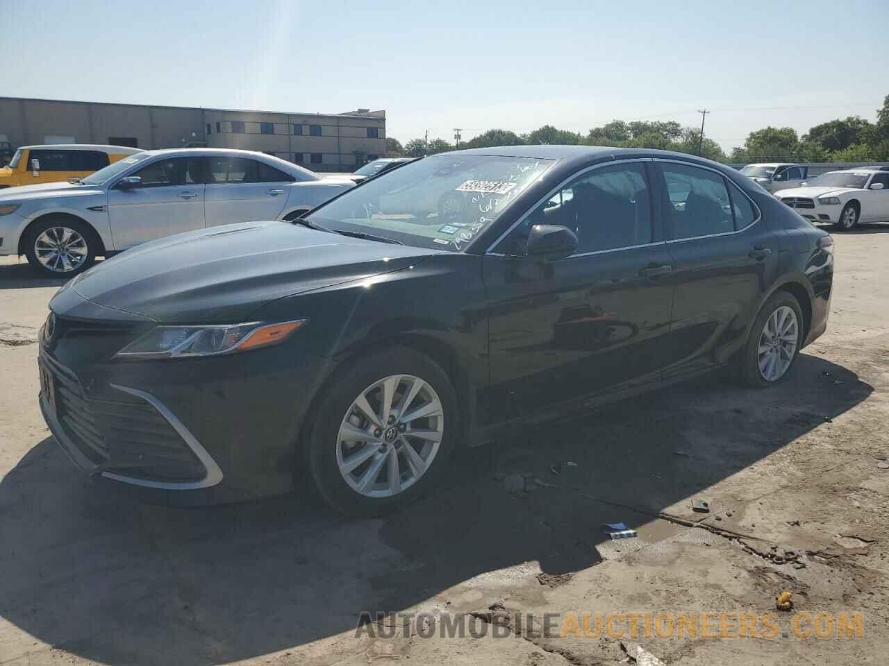 4T1C11AKXNU671624 TOYOTA CAMRY 2022