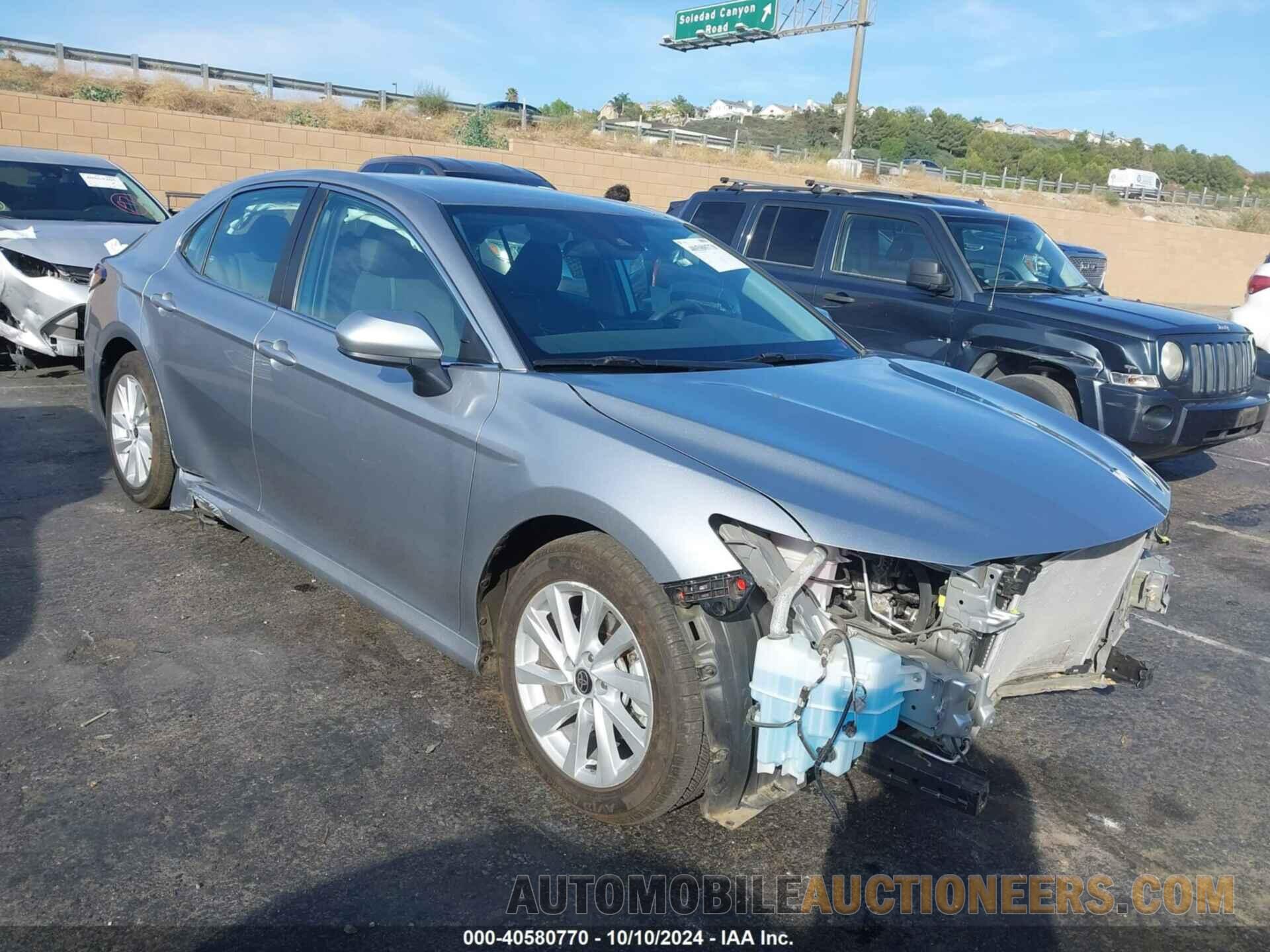 4T1C11AKXNU674040 TOYOTA CAMRY 2022