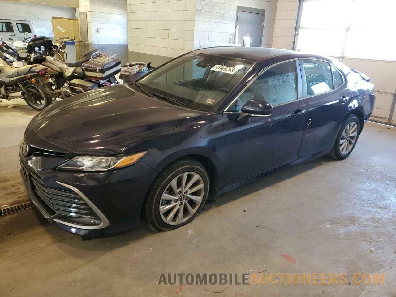 4T1C11AKXNU674278 TOYOTA CAMRY 2022