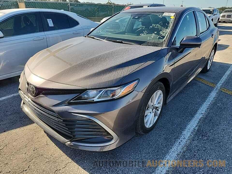 4T1C11AKXNU716450 Toyota Camry LE 2022