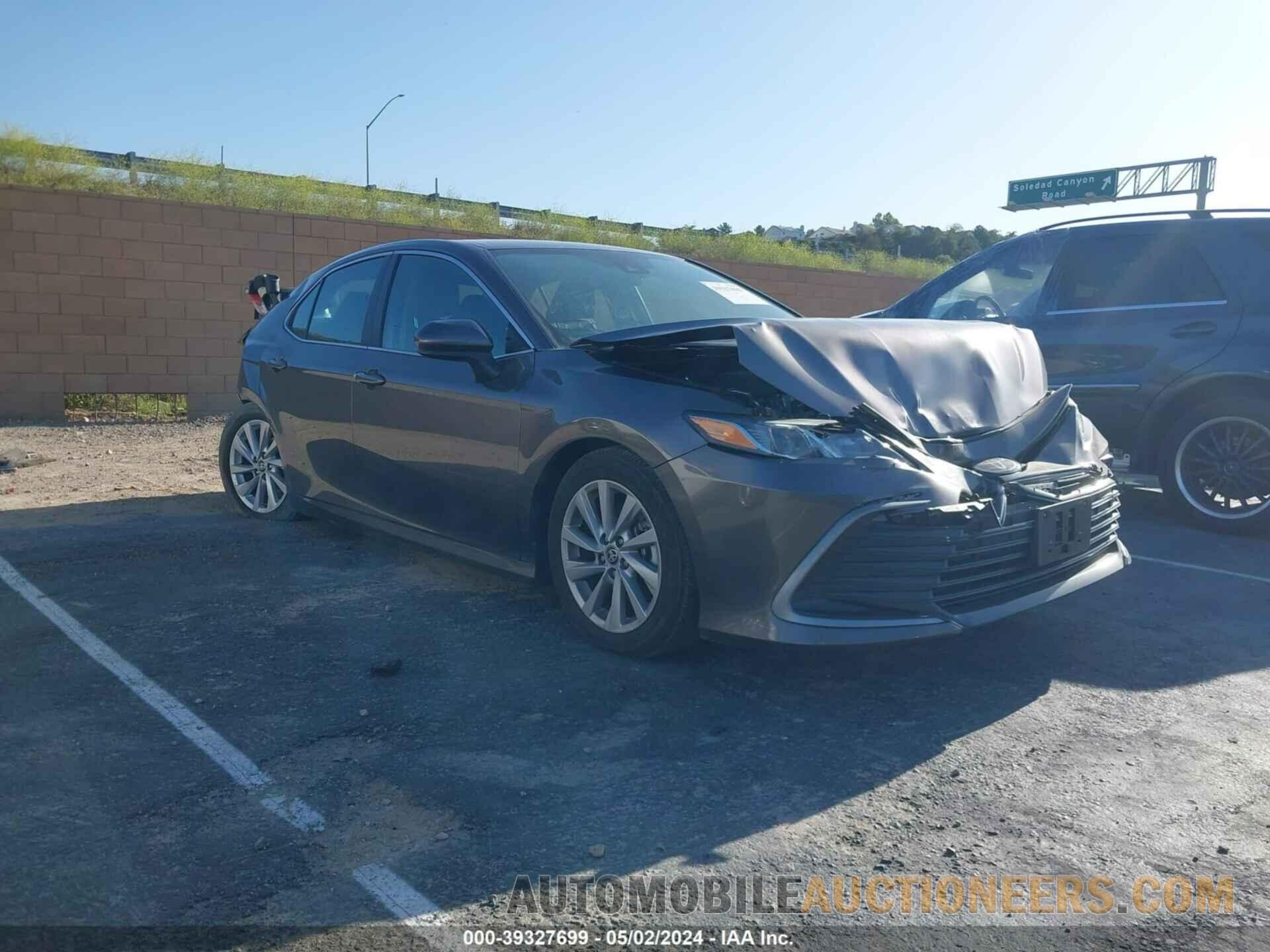 4T1C11AKXPU162135 TOYOTA CAMRY 2023