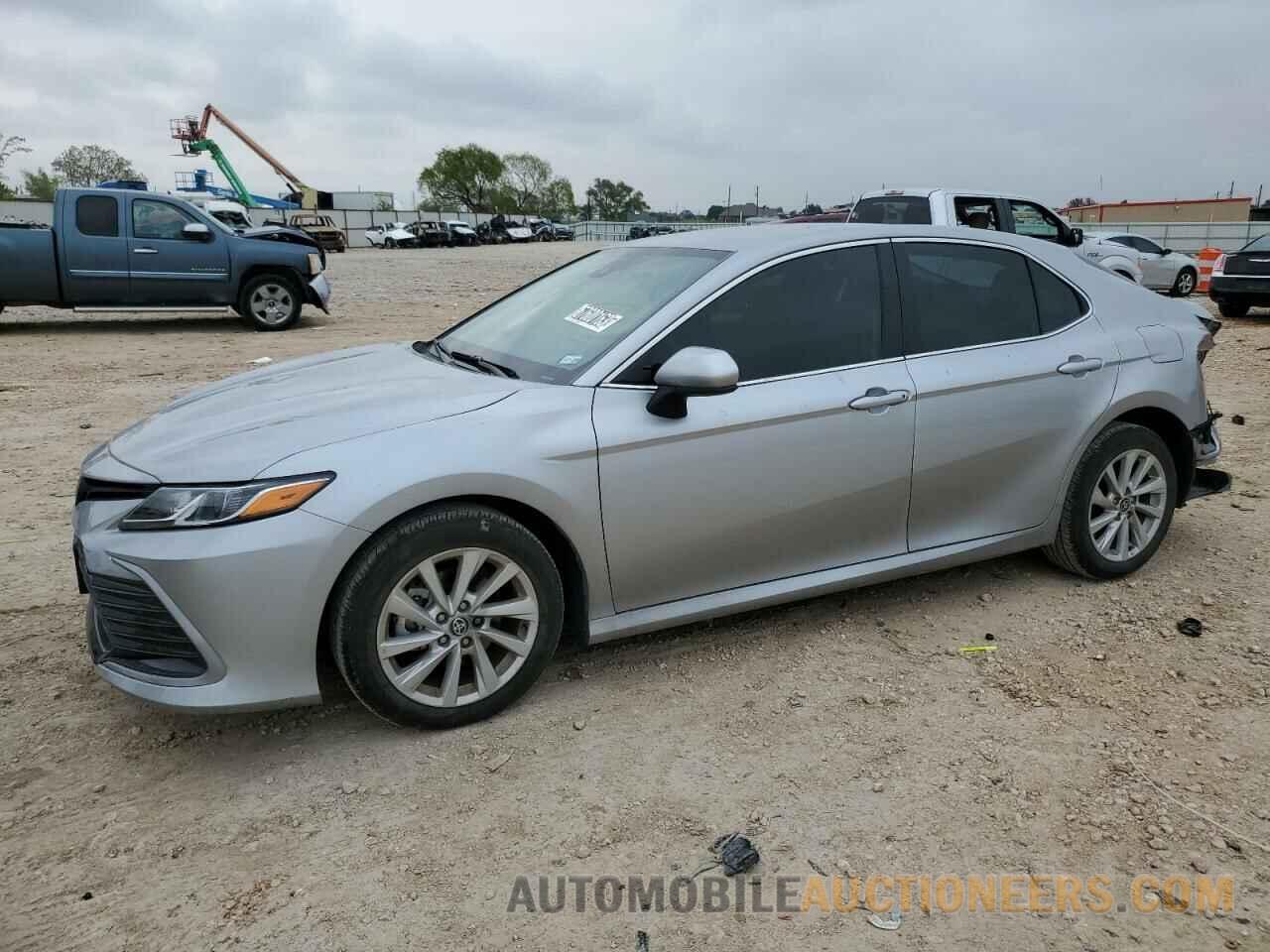 4T1C11AKXPU750018 TOYOTA CAMRY 2023