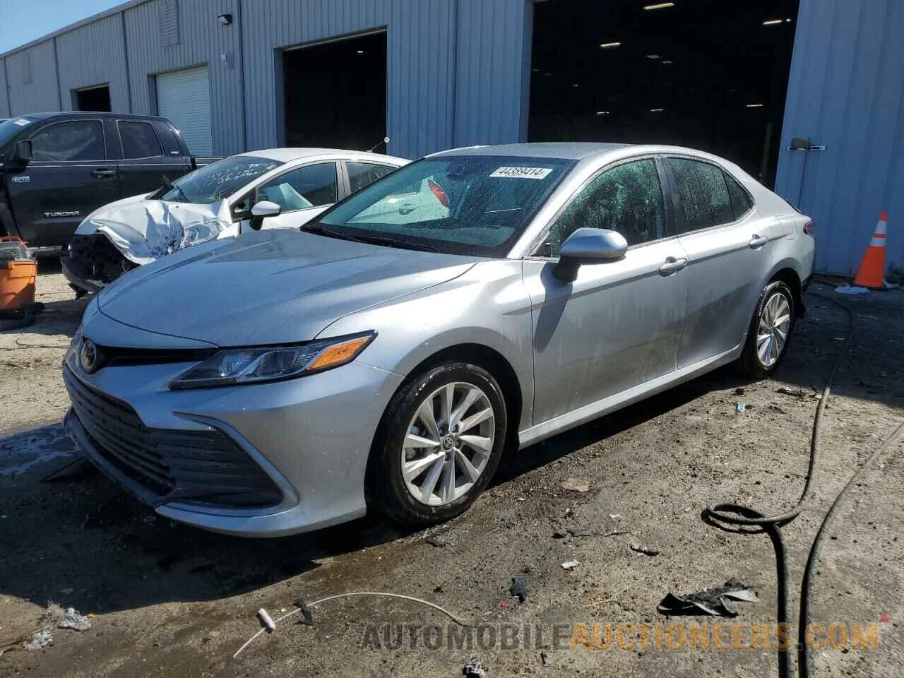 4T1C11AKXPU798554 TOYOTA CAMRY 2023