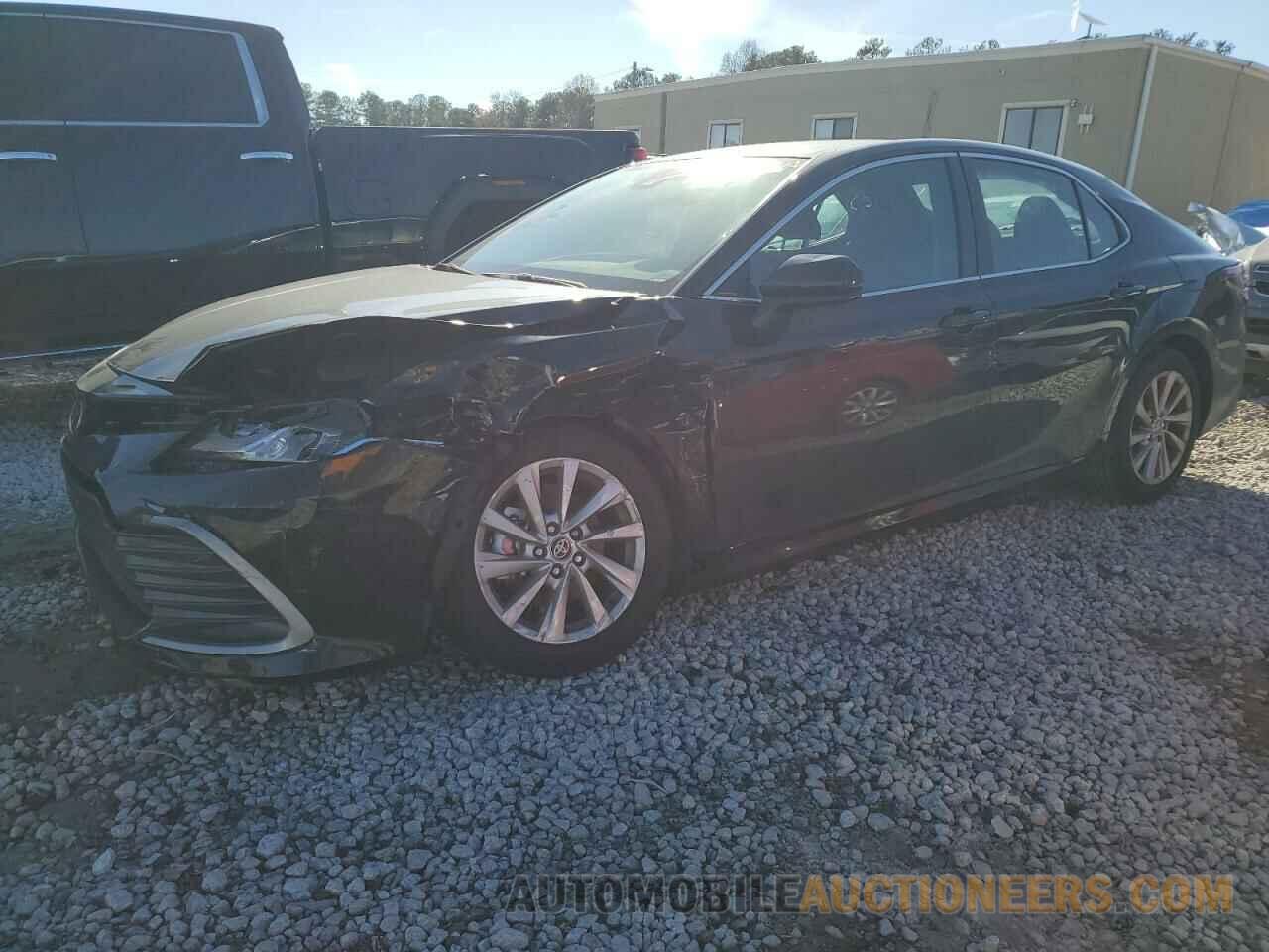 4T1C11AKXPU802988 TOYOTA CAMRY 2023