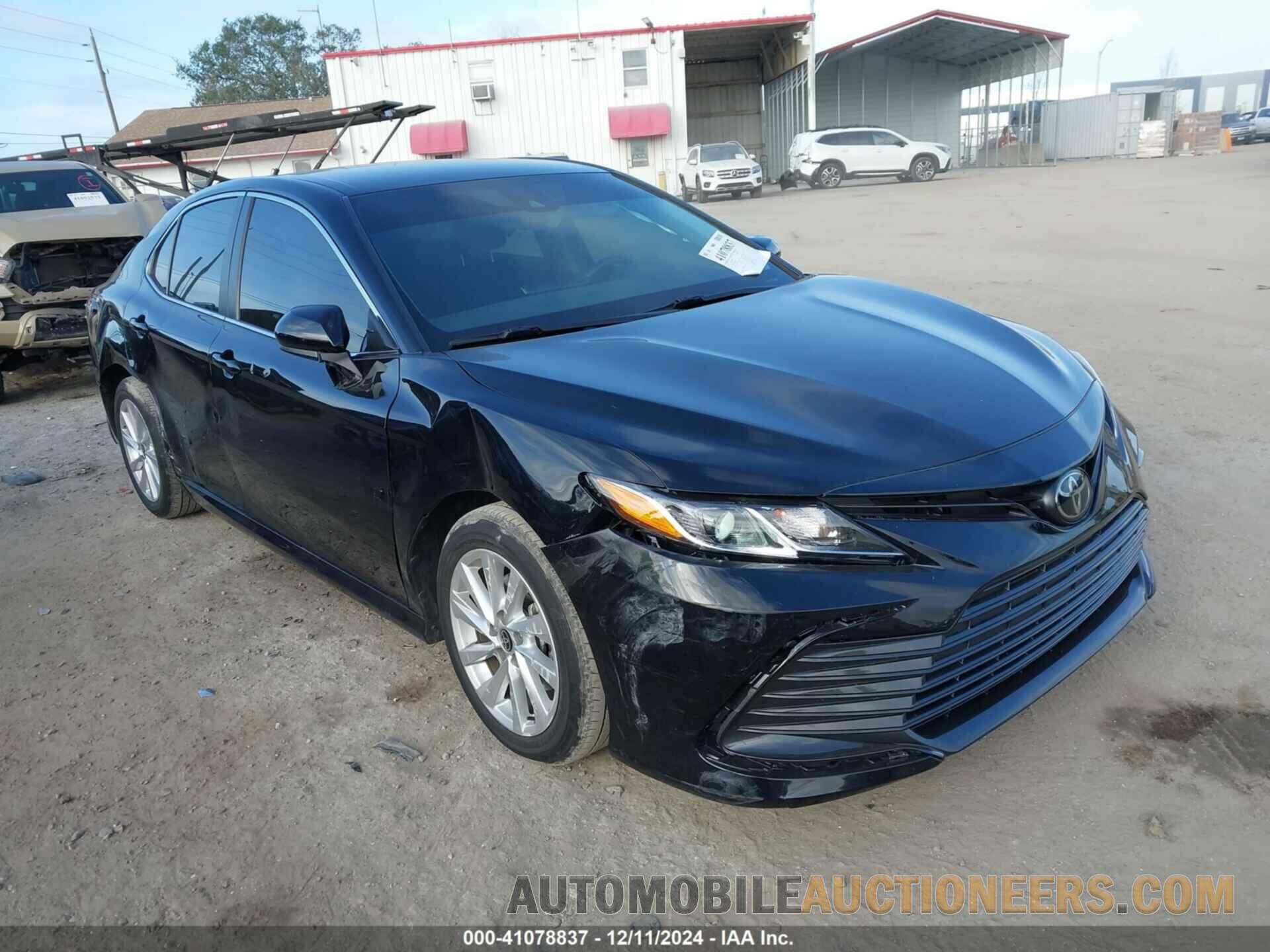 4T1C11AKXPU809813 TOYOTA CAMRY 2023