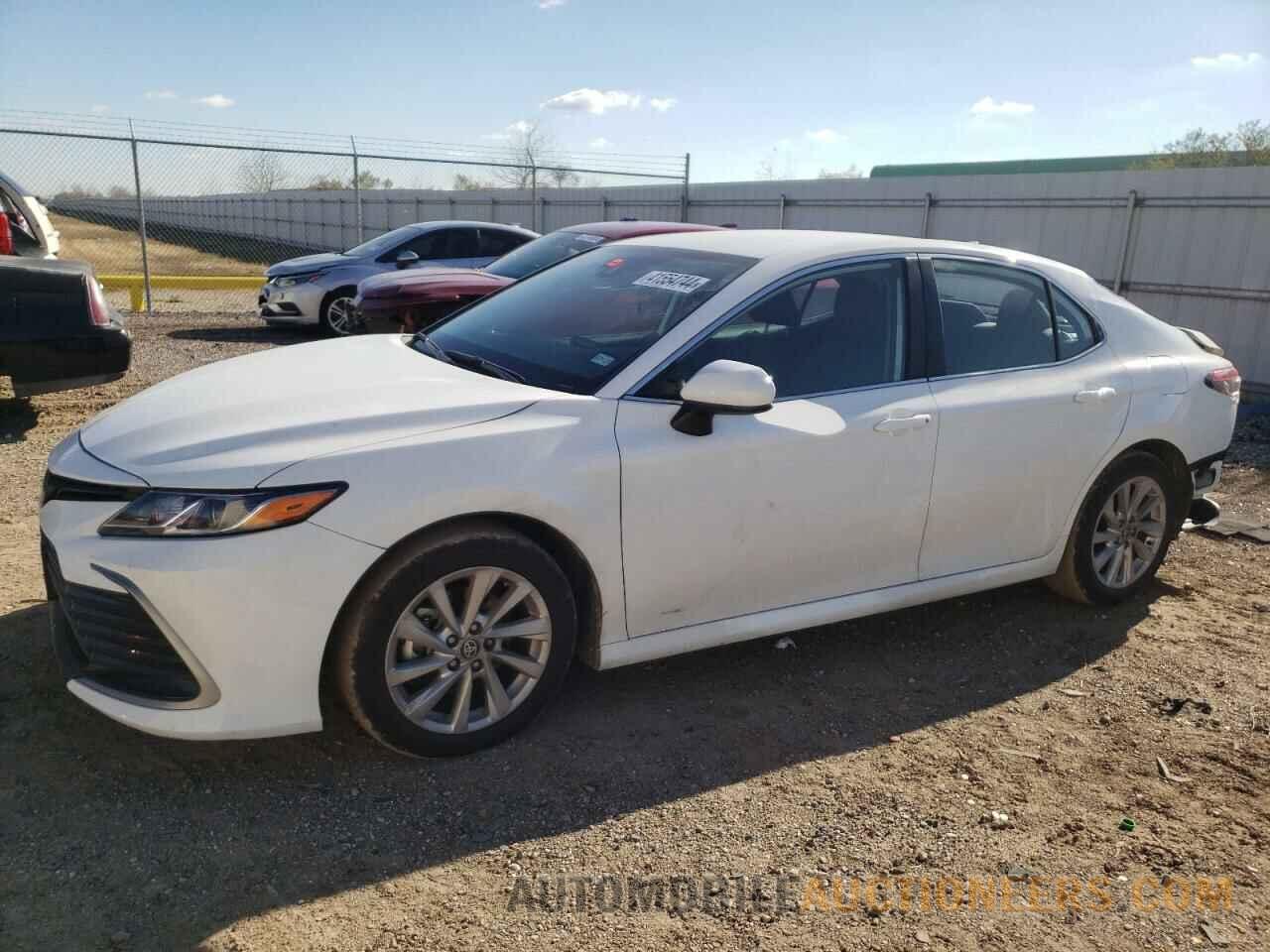 4T1C11AKXPU811335 TOYOTA CAMRY 2023